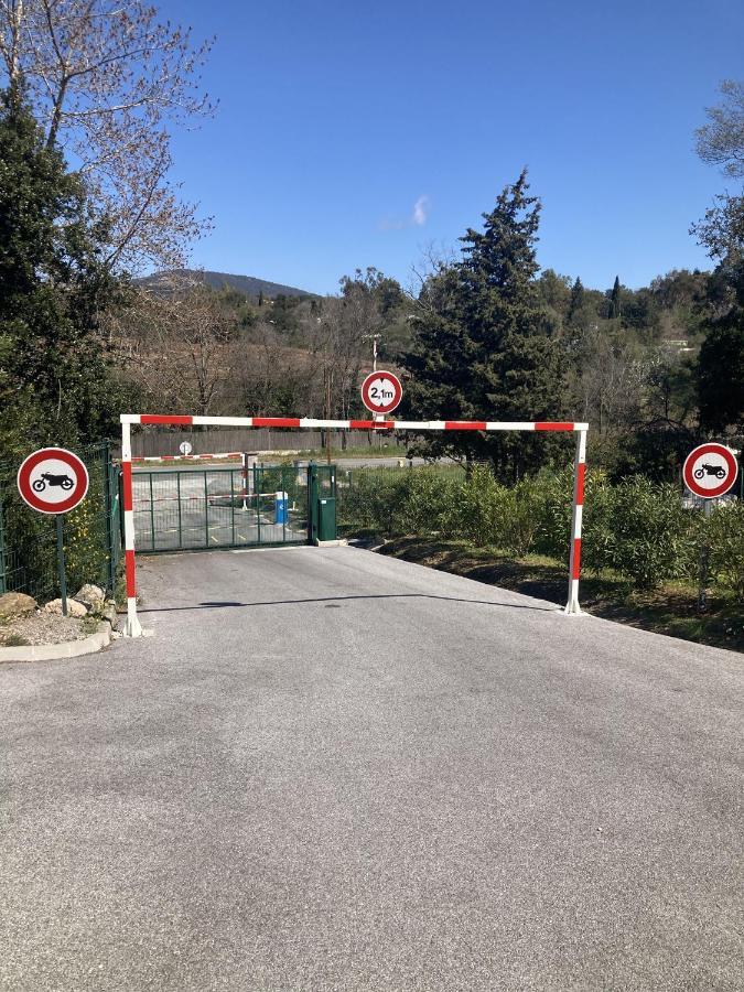 Les Restanques 3120 Vue Mer 3 Chambres Grimaud Eksteriør billede