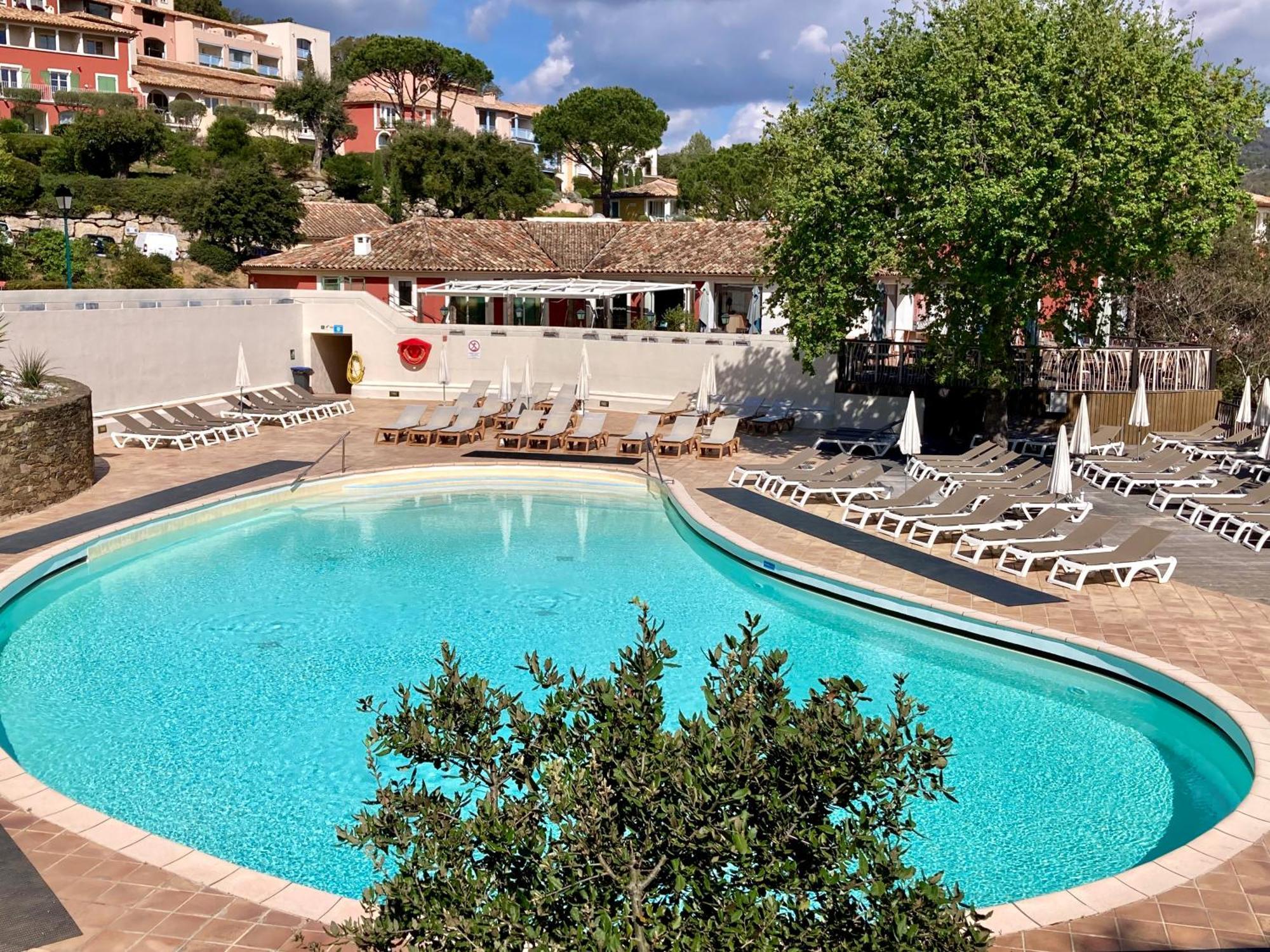 Les Restanques 3120 Vue Mer 3 Chambres Grimaud Eksteriør billede