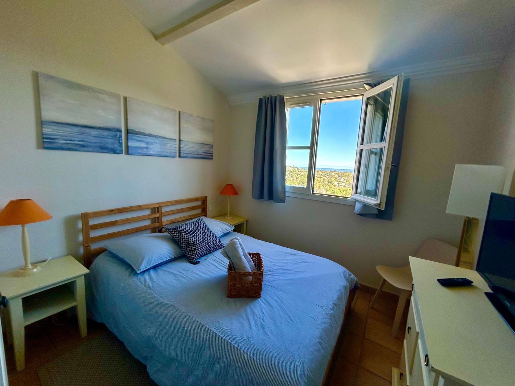 Les Restanques 3120 Vue Mer 3 Chambres Grimaud Eksteriør billede
